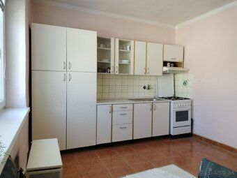 Sell family house in Slovenské Ďarmoty with summer kitchenette and attic.