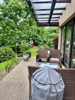 We rent out a 1 bedroom apartment in a family house in the picturesque village of Bravacovo, Piešt'any.
