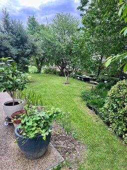 We rent out a 1 bedroom apartment in a family house in the picturesque village of Bravacovo, Piešt'any.