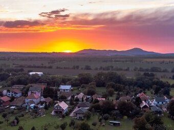 ARCHEUS нерухомість Нітра Пропонуємо на продаж гарний, сонячний 
