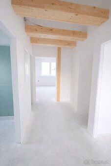 NEW CONSTRUCTION OF A FAMILY HOUSE WITH THE POSSIBILITY OF TWO INDEPENDENT APARTMENTS