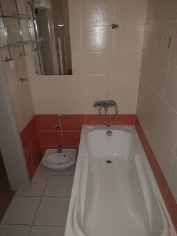 Na predaj 2-izbový byt s dvomi balkónmi vo vyhľadávanej loka