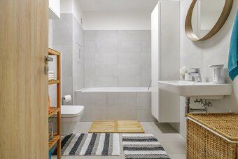 Under exclusive representation of the owner we offer for rent a stylish