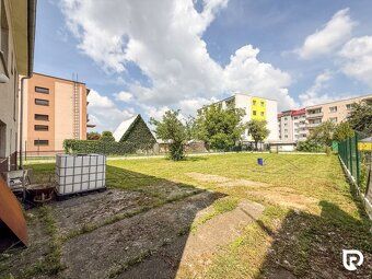 RADO Reality offers for sale a brick family house built in 1977 on land with an area of 733 m2…