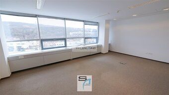 We offer for rent modern office spaces in the building Westend Tower which provides…