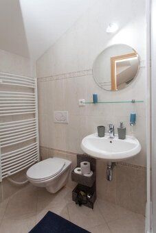 I am offering for sale a beautiful and spacious apartment in an apartment house