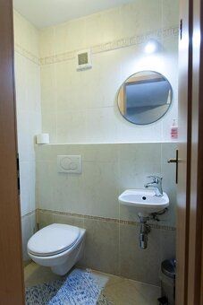 I am offering for sale a beautiful and spacious apartment in an apartment house