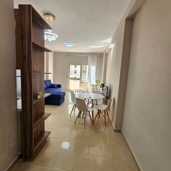 🏡 Apartmán s balkónom pri mori – Drač (Durrës), Albánsko | 8