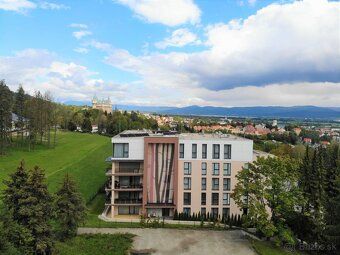 U9 a.s. ponúka exkluzívne na predaj nadštandardný apartmán v