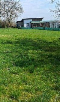 Ponúkame na predaj investičný pozemok o výmere 415 m² v atra