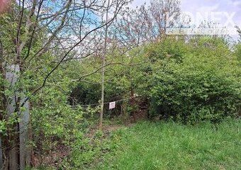 Ponúkame na predaj investičný pozemok o výmere 415 m² v atra