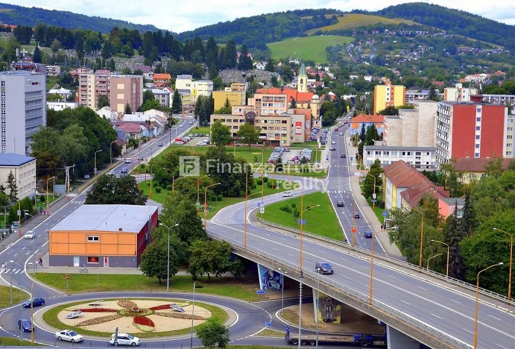 Typ: 2-izbový byt Mestská časť: Pod Sokolejom Obec: Humenné
