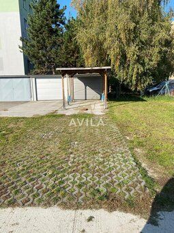 Sme AVILA. Už roky spájame ľudí s ich novým domovom. Kontakt