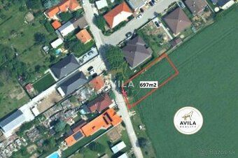 Sme AVILA. Už roky spájame ľudí s ich novým domovom. Zavolaj