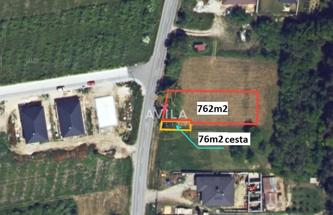 Sme AVILA. Už roky spájame ľudí s ich novým domovom. Zavolaj