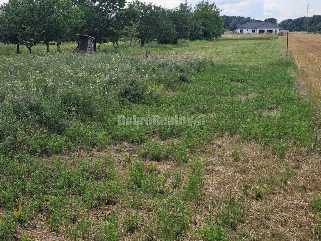 V zastúpení vlastníkov, EXKLUZÍVNE ponúkame na predaj pozemo