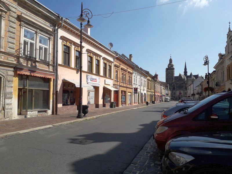 Som majitel nebytovych priestorov a ponukam do prenajmu neby
