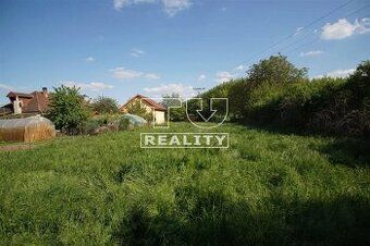 Ponúkame Vám  na predaj stavebný pozemok o výmere 832 m², kt