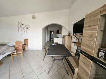 DADOT ponúka na predaj apartmánový dom 130 metrov od mora na
