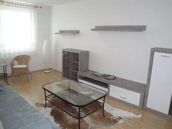 Prenajmeme kompletne zariadený 3-izb. byt s balkónom o rozlo