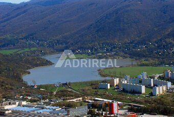 ADRIREAL ponúka v zastúpení majiteľa na predaj stavebný poze
