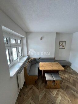 ADRIREAL v zastúpení klienta ponúka na predaj rodinný dom v 
