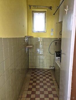Ponúkame na predaj rodinný dom s jedinečnými výhľadmi, s poz