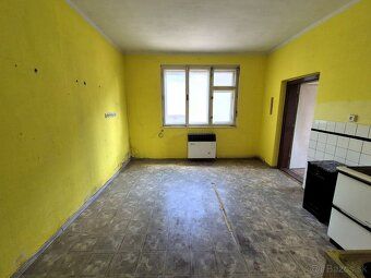Ponúkame na predaj rodinný dom s jedinečnými výhľadmi, s poz