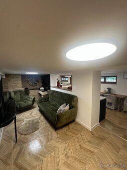 🏡 Ponúkam na predaj priestrannú a kompletne vybavenú rekreač