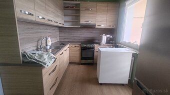 NOVÁ ZNÍŽENÁ CENA: 80 500 €
Ponúkame na predaj priestranný a