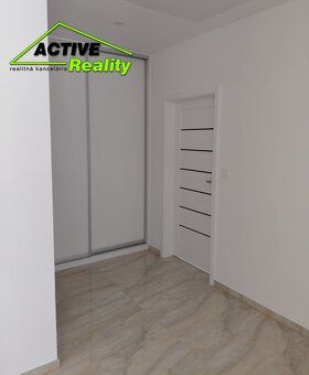 Ponúkame Vám na prenájom novostavbu rodinného domu s dvoma s