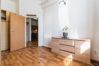 Ponúkame na predaj príjemný 1,5-izbový byt na Vodárenskej ul