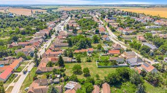 Realitná kancelária REMAX Expert Vám vo výhradnom zastúpení 