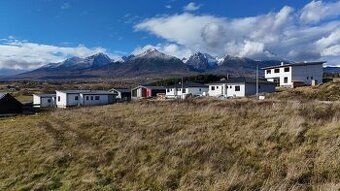 Predam pozemok o vymere 920m pri hlavnej ceste v obci Velky 