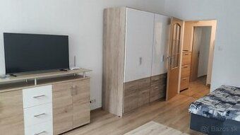 Exkluzívne Vám ponúkame na PRENÁJOM nadštandardne kompletne 