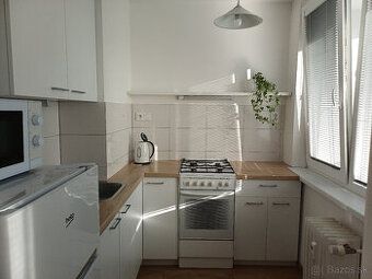Exkluzívne Vám ponúkame na PRENÁJOM nadštandardne kompletne 