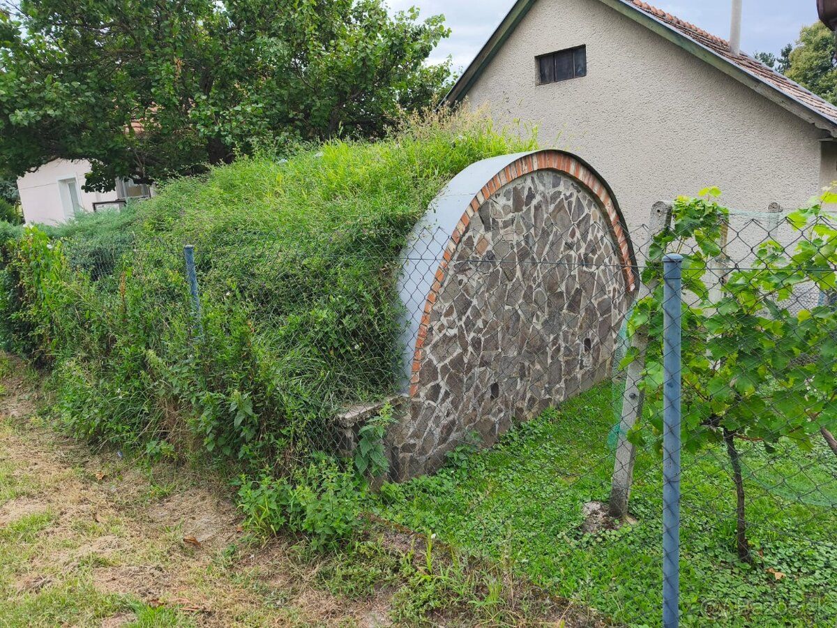 Rodinný dom Krtovce Ponúkam na predaj rodinný dom s veľkým p