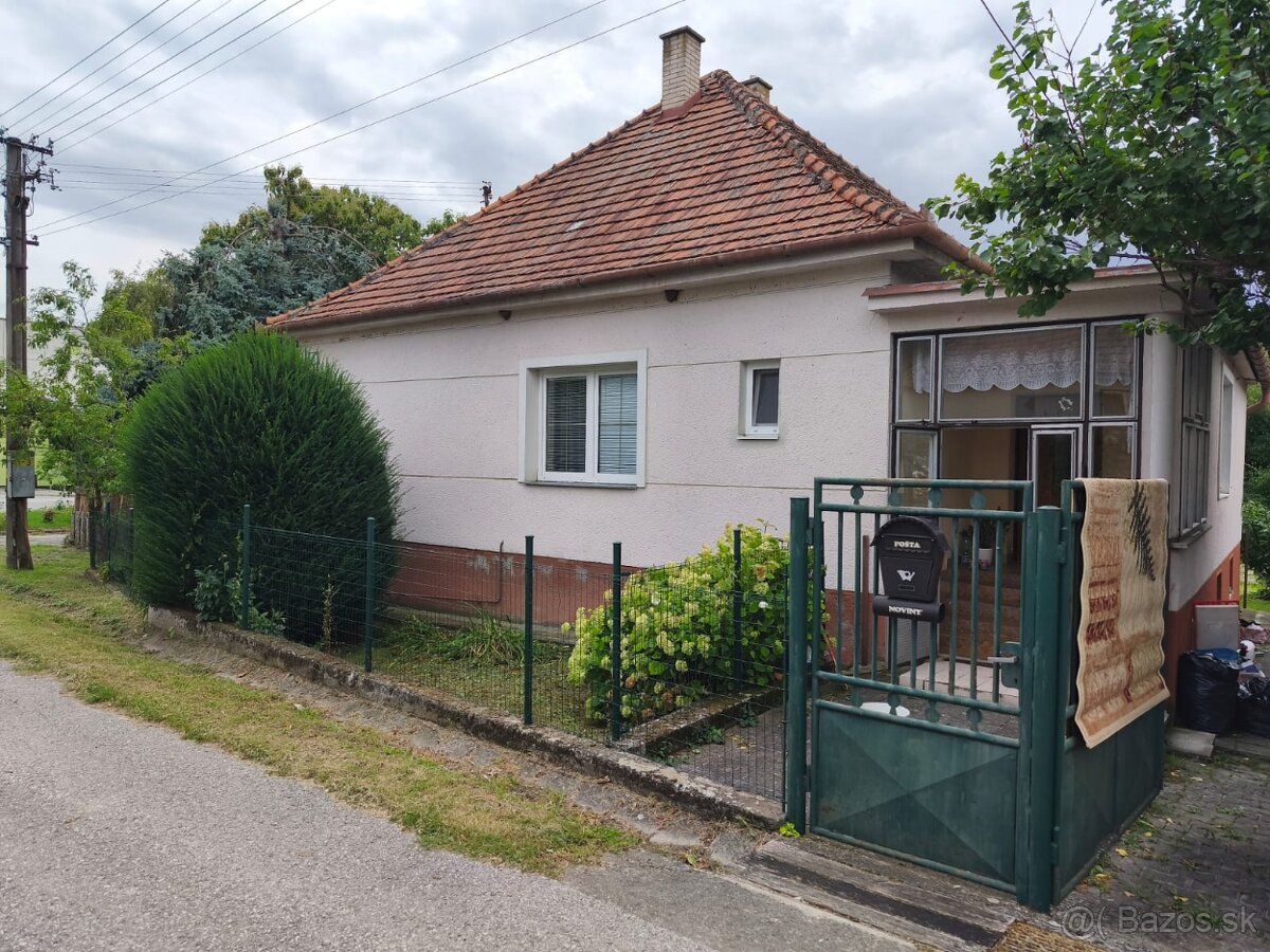 Rodinný dom Krtovce Ponúkam na predaj rodinný dom s veľkým p