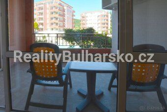 Bulharsko, Sveti Vlas – Prostorný apartmán 2+kk v resortu př