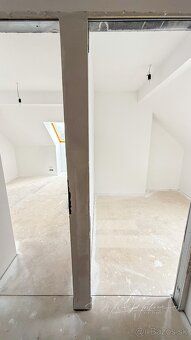 Dom, kam sa nevraciate — ale kam prichádzate. Tureň pri Senc