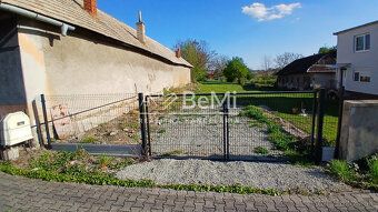Typ: Pozemky - bývanie Mestská časť: Horný Ďur Obec: Veľký Ď