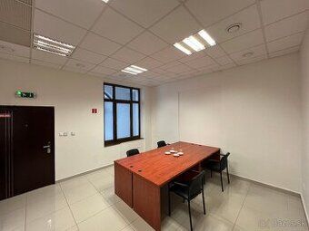 Ponúkame 2 miesta v kancelárskom priestore o výmere 25 m² v 
