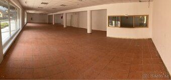 We offer commercial space on Muránska Street for long-term