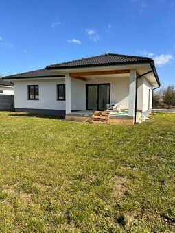 Oferujemy na sprzedaż piękną nowość 4 pokojową w