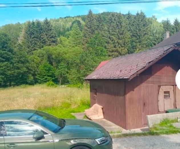 NA Prodej rovinatý stavební pozemek ve vnitřním městě