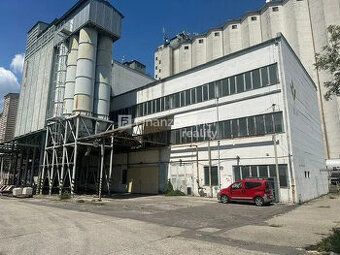 Typ: Polyfunkčná budova Obec: Dunajská Streda Na prodej