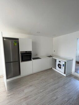 I offer a partially renovated and partly furnished 2