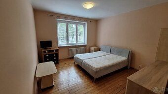 v centru Piešťan. Kolonáda. Rozloha 64 m². Zariadenie. Byt
