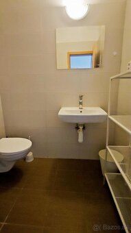 🏡 Samostatná 2-ložníková místnost s balkonem, Bratislava