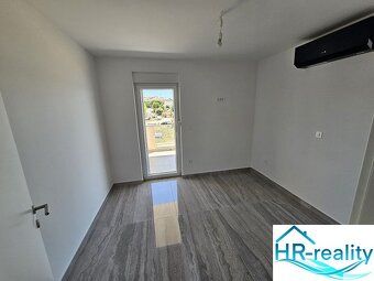 Realitní kancelář HR nabízí k prodeji dvoupokojový apartmán
